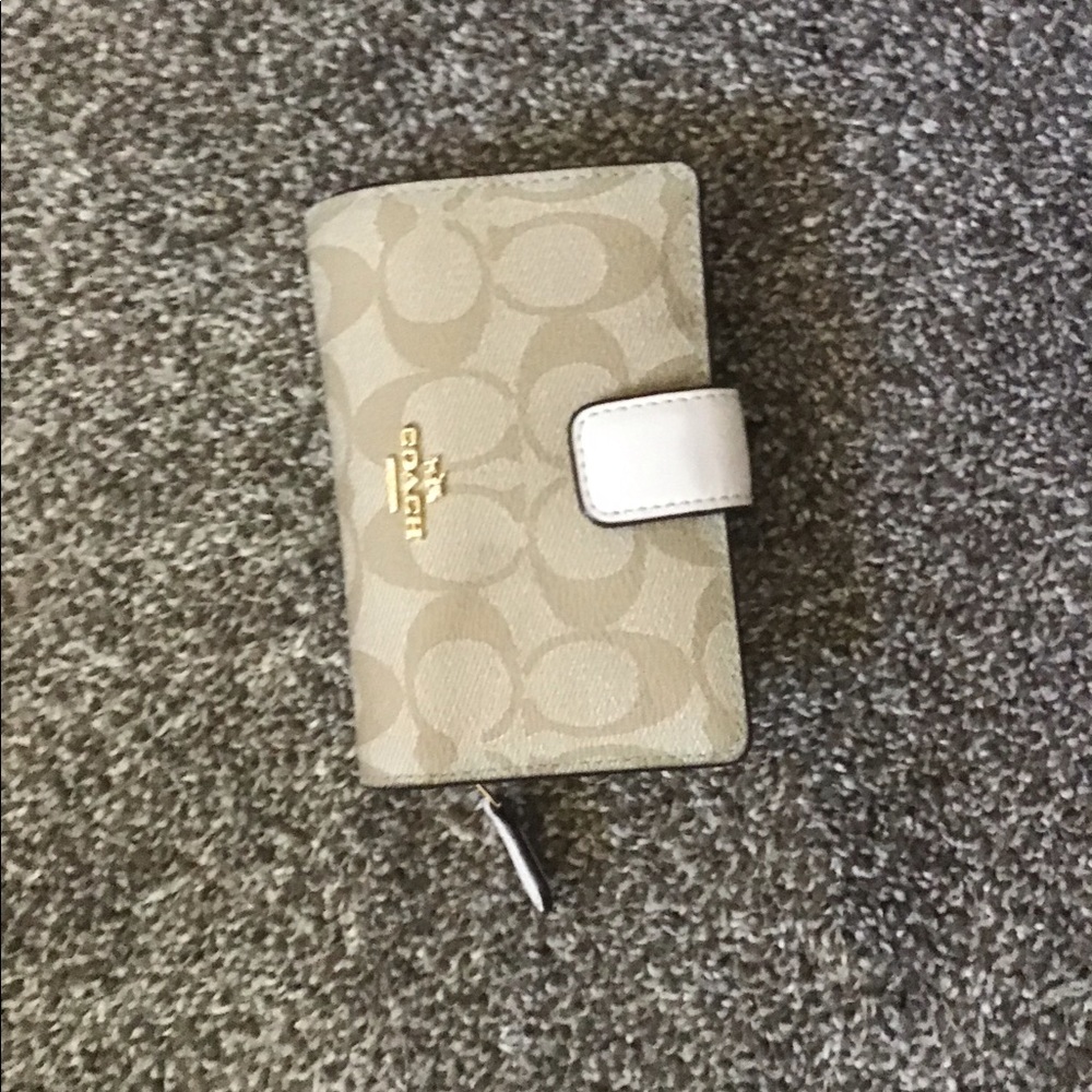 Tan and White Leather Coach Wallet